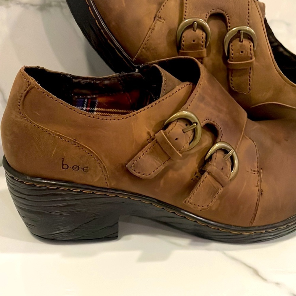 Women's BOC Brown Leather Clog Shoe, Size 8 - Picture 4 of 9